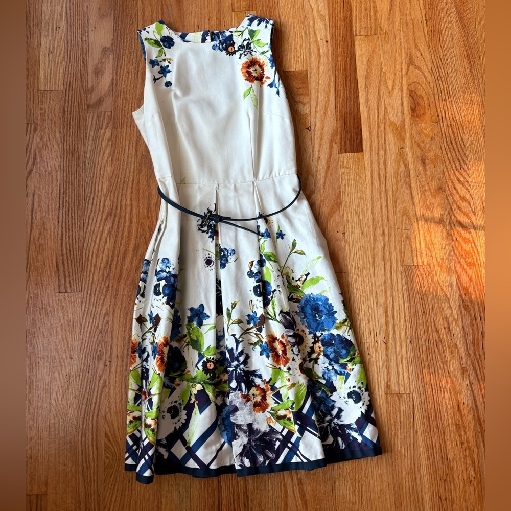 Cream and Blue Sleeveless Scoop Neck Sundress